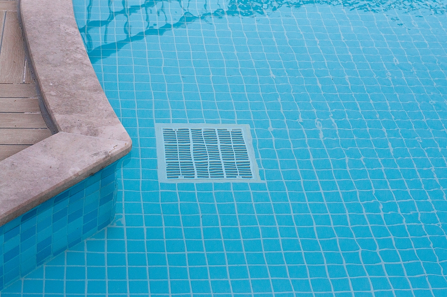 Équipement De Piscine Soldes -Équipement De Piscine Soldes bigstock square white floor drain in a 322190977